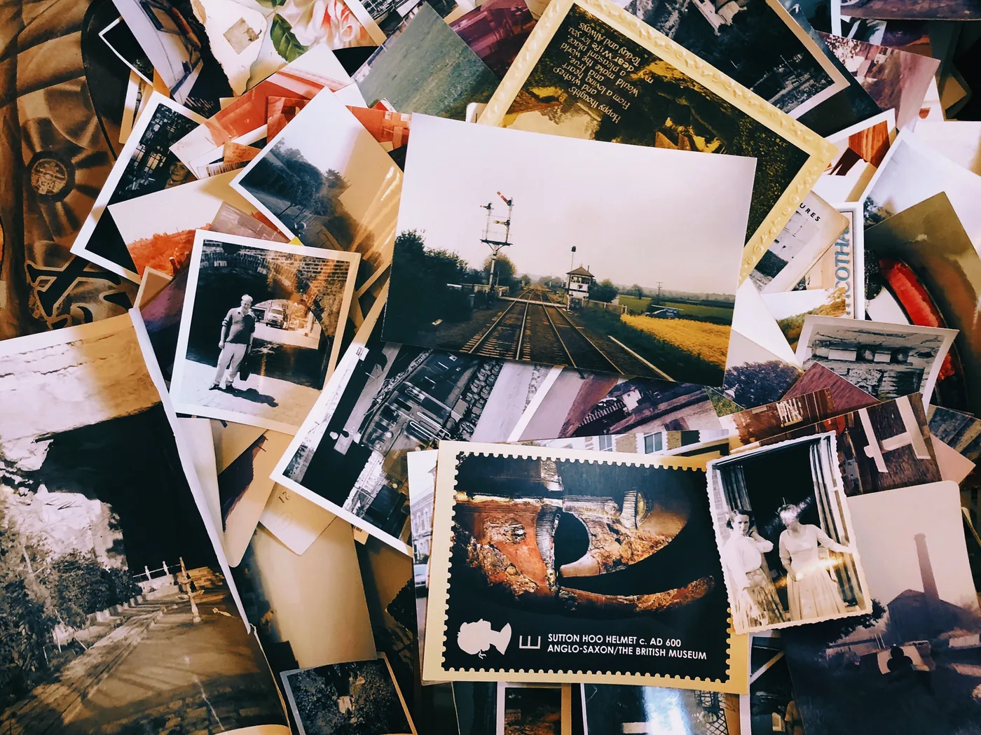Add photo memories — VISIYA gratitude journal app