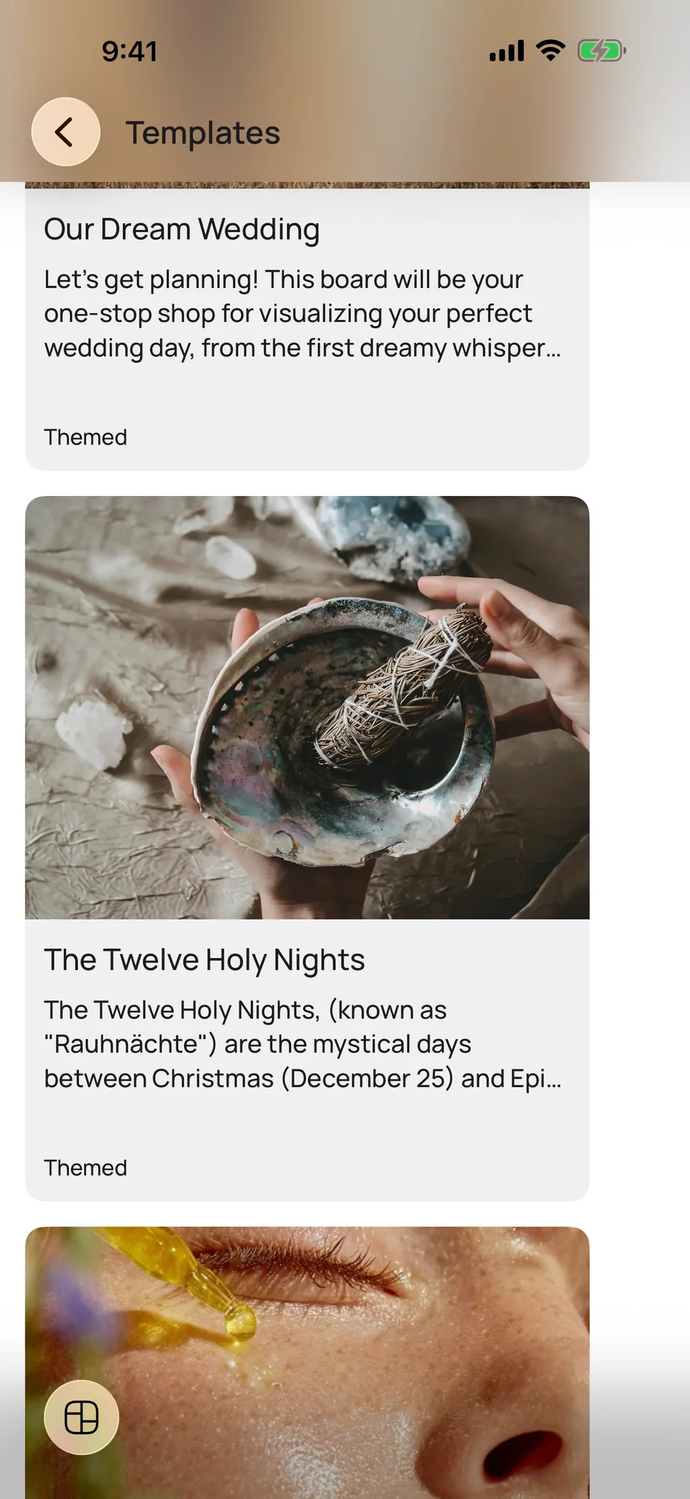 VISIYA on iPhone: the template gallery with the Twelve Holy Nights board